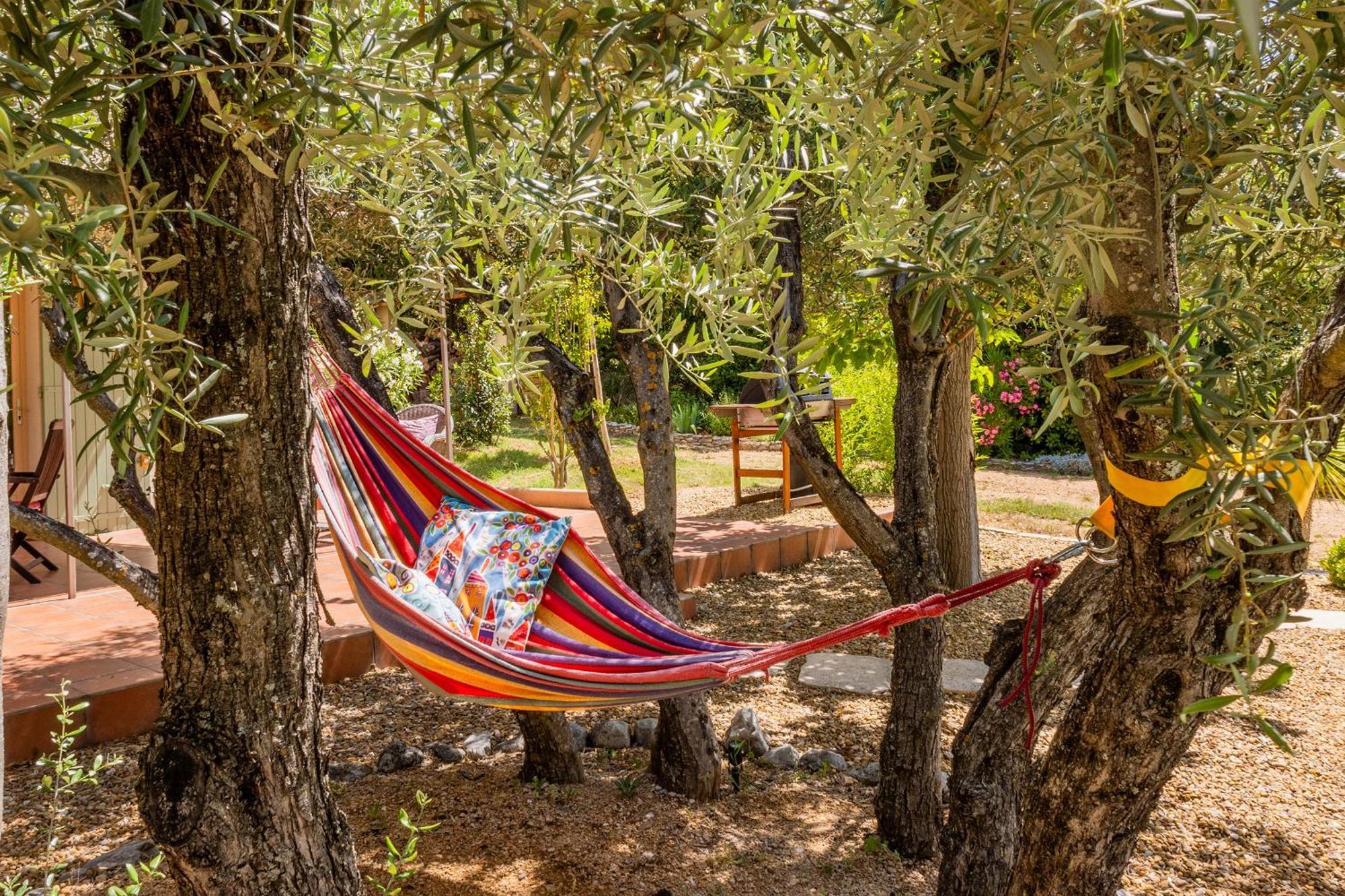 Appartement Rêve de Provence à Saint-Saturnin-lès-Apt Extérieur photo
